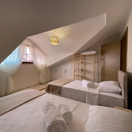 Apartament Gala Duplex Apart *